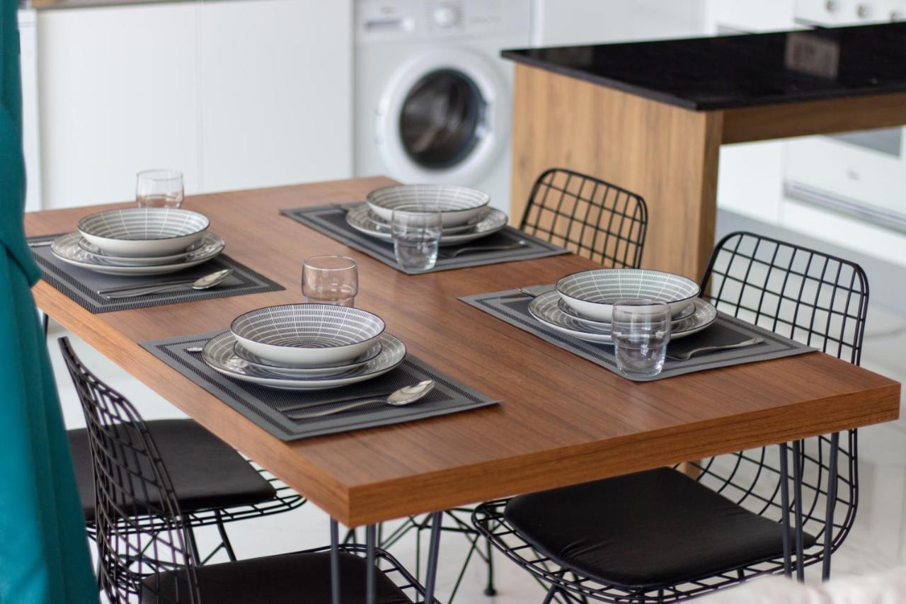 Four Seasons Life Rentals Trikomo Eksteriør bilde